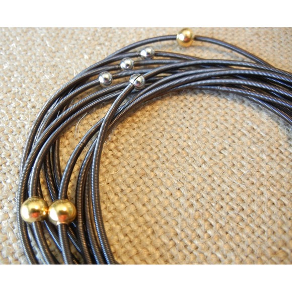 NWT Piano Wire Bracelet Slate with silver and gold beads - Picture 4 of 4